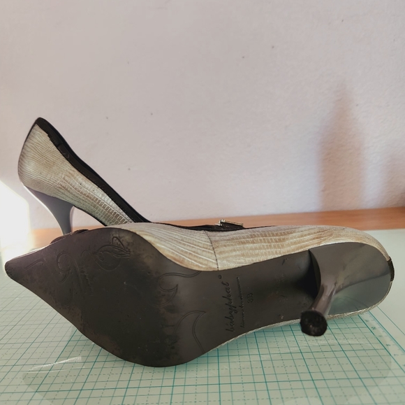 Baby Phat  Calssic Poiting Heels Pre-owned Size8 (S400) - Picture 4 of 4